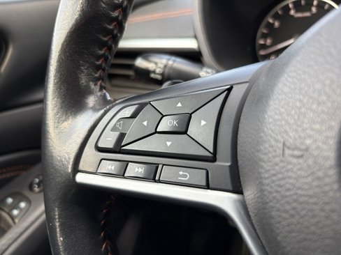 Used 2022 Nissan Altima 2.5 SR image 11