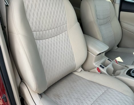 Used 2020 Nissan Rogue SV w/ Premium Package image 26