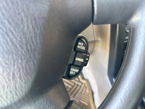 Used 2002 Nissan Frontier XE image 23