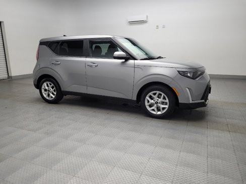 Used 2023 Kia Soul LX w/ Option Group 015 image 11