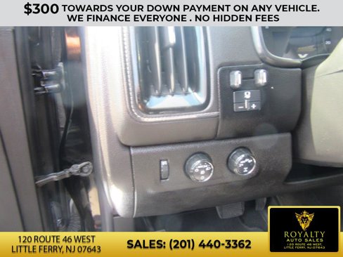 Used 2017 GMC Canyon Denali image 20