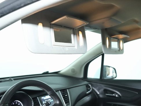 Used 2019 Buick Encore Preferred image 19