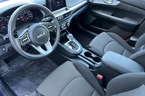 Used 2023 Kia Forte LXS image 10