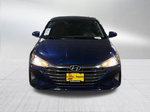 Used 2020 Hyundai Elantra SEL image 2