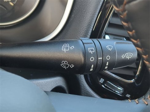Used 2019 Jeep Compass Limited image 24
