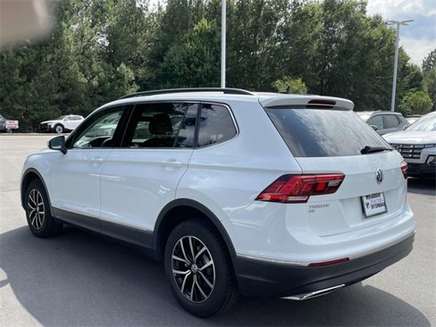 Used 2021 Volkswagen Tiguan SE image 4