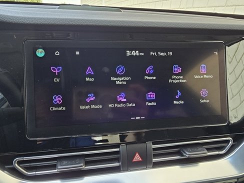 Used 2022 Kia Niro EX image 54