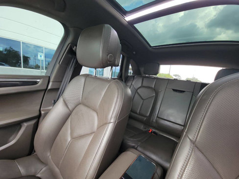 Used 2019 Porsche Macan S image 17