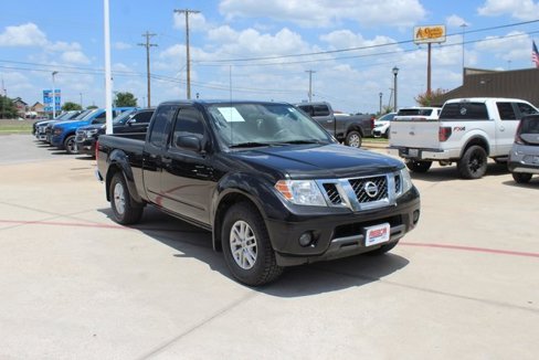 Used 2019 Nissan Frontier SV image 3