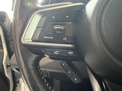 Used 2020 Subaru Outback Premium image 13