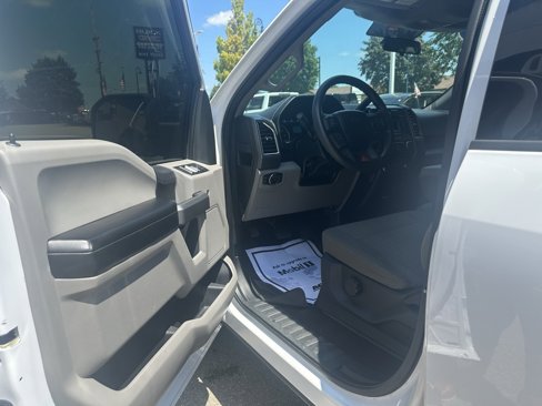 Used 2016 Ford F150 XLT image 15