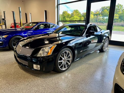 Used 2008 Cadillac XLR V image 1