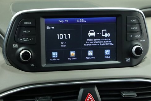 Used 2019 Hyundai Santa Fe SE image 14