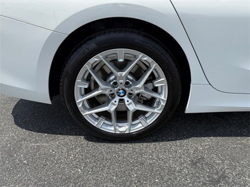 Certified 2025 BMW 330i xDrive Sedan w/ M Sport Package image 17