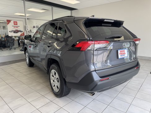 Used 2020 Toyota RAV4 LE image 26