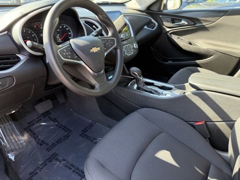 Used 2024 Chevrolet Malibu LT image 20