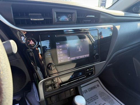 Used 2018 Toyota Corolla L image 25
