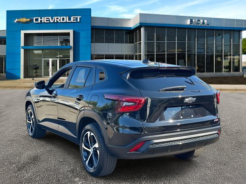Used 2024 Chevrolet Trax RS image 5