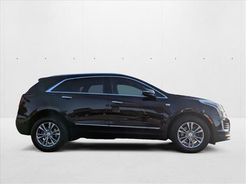 Used 2021 Cadillac XT5 Premium Luxury image 4