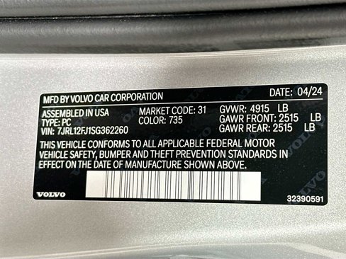 Certified 2025 Volvo S60 B5 Core image 30