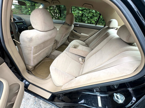 Used 2004 Honda Accord LX image 13