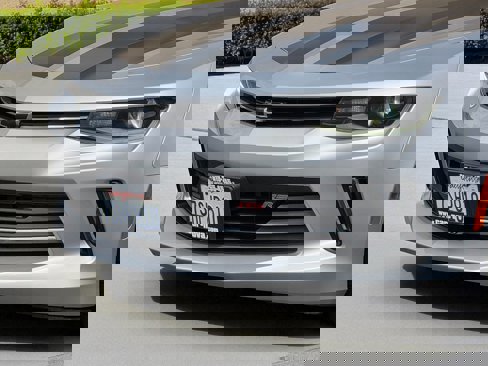 Used 2016 Chevrolet Camaro LT w/ RS Package image 8