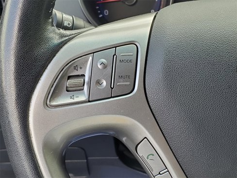 Used 2012 Hyundai Tucson Limited image 20