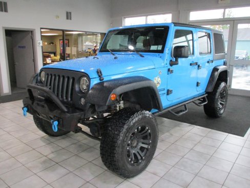 Used 2018 Jeep Wrangler Unlimited Sport image 3