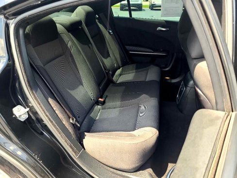 Used 2019 Dodge Charger SXT image 14