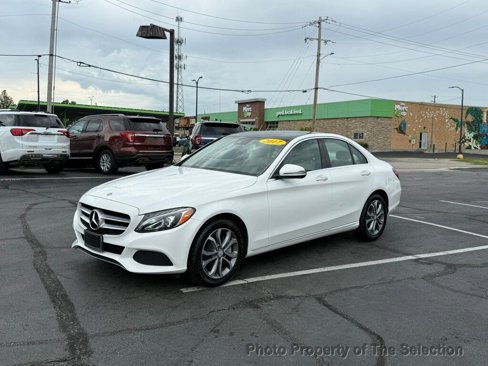 Used 2017 Mercedes-Benz C 300 Sport image 7