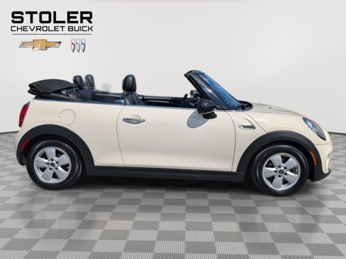 Used 2016 MINI Cooper Convertible image 6