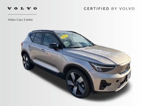 Certified 2023 Volvo XC40 Recharge Ultimate image 1