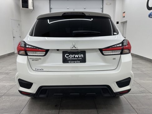 Used 2021 Mitsubishi Outlander Sport SE image 3