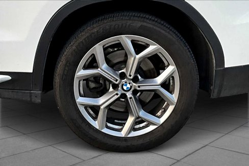 Used 2021 BMW X3 sDrive30i w/ Premium Package image 8