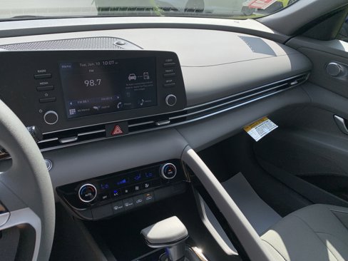 New 2025 Hyundai Elantra Blue w/ Cargo Package image 22