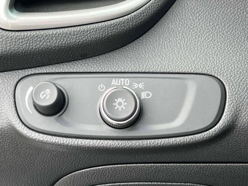 Used 2020 Chevrolet Trax LS image 19