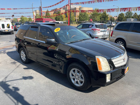 Used 2006 Cadillac SRX w/ Seating Package image 3