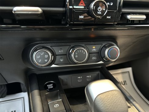 New 2025 Nissan Kicks SV image 10