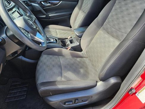 Used 2020 Nissan Rogue Sport SV image 15