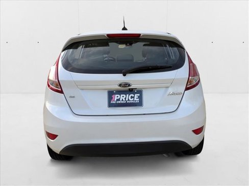 Used 2018 Ford Fiesta SE image 7