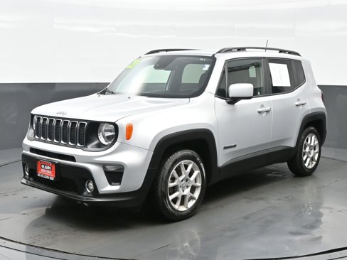 Used 2021 Jeep Renegade Latitude image 2