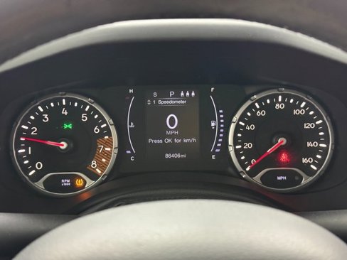 Used 2019 Jeep Renegade Latitude image 15