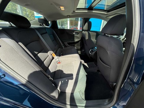 Used 2022 Chevrolet Malibu LT image 33