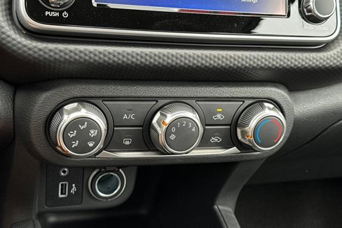 New 2025 Nissan Kicks Play S image 22