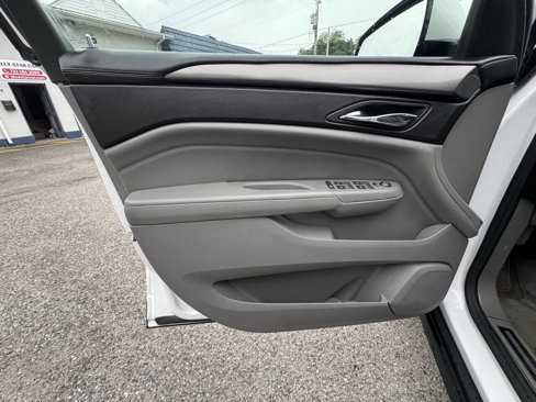 Used 2011 Cadillac SRX 2WD image 43
