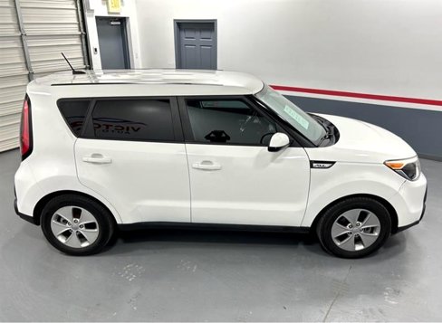 Used 2016 Kia Soul image 12