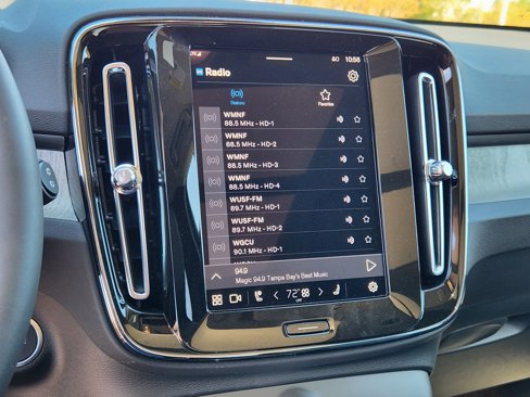 New 2025 Volvo XC40 B5 Core w/ Protection Package Premier image 26