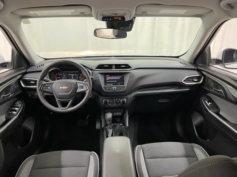 Used 2022 Chevrolet TrailBlazer LT w/ LPO, Blackout Package image 20