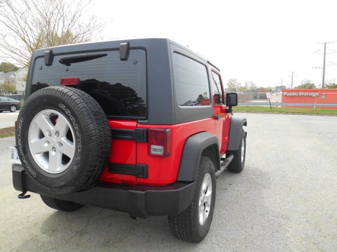 Used 2018 Jeep Wrangler Sport image 4