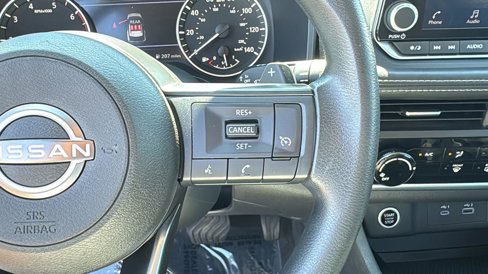 Used 2023 Nissan Rogue S image 13